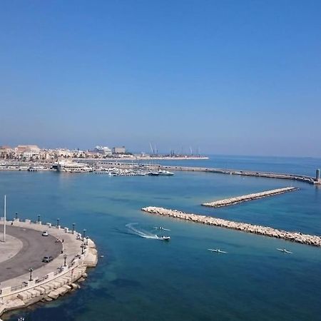Caesar Apartment Bari Buitenkant foto