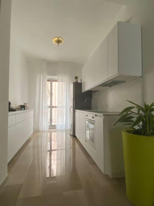 Caesar Apartment Bari Buitenkant foto